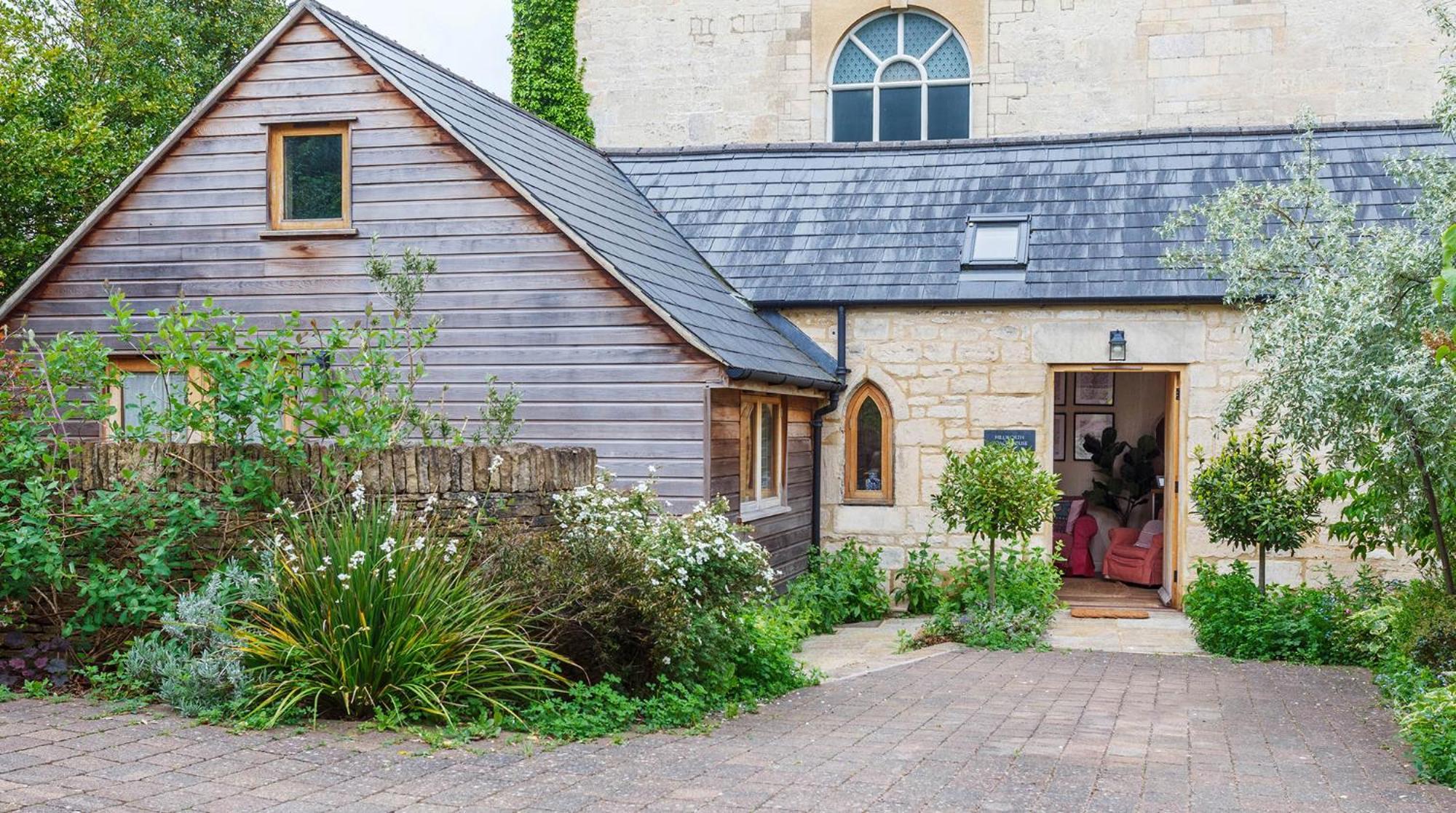 Bright & Beautiful Open Plan Coach House Painswick Villa Exterior photo